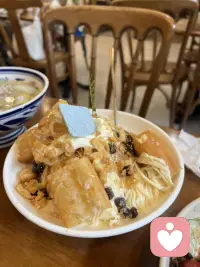 不用怕生活的小苦涩，总有一份甜意在等你呀🍧

#甜品是治愈一切的良药 #生活需要一点甜 #配图
