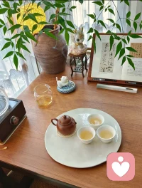 焦虑不是敌人 是你的报警器太敏感了。

很多人以为焦虑要消除，其实它只是告诉你：有些事需要被看见。

如果你最近总失眠，反复想同一件事，坐立不安试着先写下来，不评判，不改，只是让它出来。

我是桑暖，精神科背景。如果需要，我可以陪你一起理清这些念头。
#焦虑#情绪疏导#理性分析配图