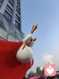 今年销售压力不小，会议成了常态。团队里既有志在必得的高昂，也有步履维艰的迟缓，唯独缺少一份融洽的~甜蜜蜜。配图