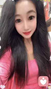 ～～早呀起床啦☀️ 你的专属情绪小暖❤️已经开机喽，委屈、烦躁、小难过全都可以丢给小暖我哈，全天可预约谈心呢！配图