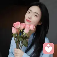 人的一生，是无数细碎瞬间拼凑起来的。一阵花开、一抹晚风、一次心动、一场难捱的低落，每一个独一无二的片刻，都藏着独属于你的心事。
2026走过大半，不管是温暖欢喜的小美好，还是压抑委屈、无人诉说的烦闷，不必独自揣在心里。我在这里安静倾听，欢迎你来和我聊聊你的专属瞬间，开心也好，难过也罢，所有情绪都值得被好好安放。配图