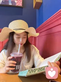 和自己和解的方式有很多种，可能是美景可能是美食，也有可能是一场旅行，一场运动，甚至一壶茶配图