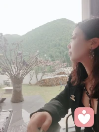 和自己和解的方式有很多种，可能是美景可能是美食，也有可能是一场旅行，一场运动，甚至一壶茶配图