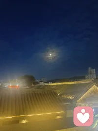 人与人大多矛盾，无关对错，只是内心取舍优先级不同。
重事者追求结果，重人者在意关系，重理者执着是非，重物者看重实效，重我者守住本心。
读懂彼此排序，少做无谓争辩，接纳差异，减少内耗。