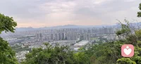 刚刚接听了一个应该东北那边的网友来电，简单的聊了下。
本来我是文字和另外一个网友在聊。突然接到电话。都搞混淆了。网友简单的问了一下杭州的天气，还有成都的天气。我想这个网友应该是想出来散散心。希望电话的网友不介意。如果你真到了杭州可以联系。请你吃饭！