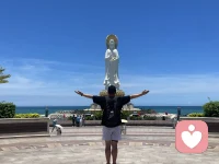不恋过往因缘，不执爱恨对错，随缘度日，清净心安。
​聚散无常本寻常，一念放下，万般轻松。