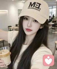 我会耐心倾听你的所有委屈与纠结，不评判、不打断，慢慢梳理情绪，化解感情和家庭里的矛盾。