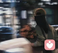  孤独不是身边无人，而是无法和他人诉说心底最重要的感受。