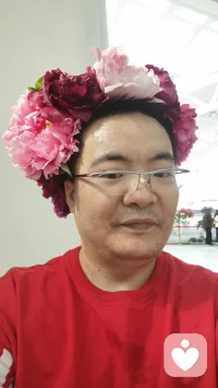 自恋一下，在菏泽看牡丹留念