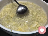 我感谢我的身体，它以不可思议的方式支持着我的生命。

今天我以健康饮食、温柔运动或充足休息来表达这份珍视。