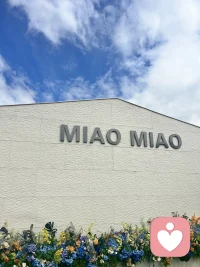 舒服的关系是各自独立，彼此惦记。
每个人每天都在努力生活，
没那么多时间纠结，
怎么舒服就怎么过，
自己不内耗才最重要。