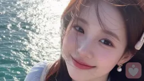 妮妮倾听