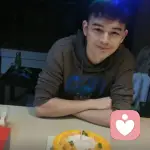 W.  yH的头像