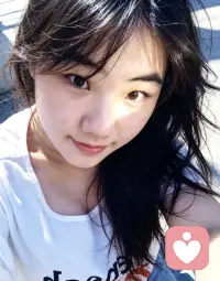 生活从不会一直一帆风顺，我们总会遇到压力、落差与无人理解的疲惫，很多时候你独自扛下所有难题，悄悄消化心里的委屈。但请记得，暂时的低谷不代表结局，眼前的艰难只是暂时的考验，不必因为一时的失意否定全部的自己。慢慢来，不必追赶别人的脚步，按照自己的节奏稳步前行，好好照顾身体，放平心态。如果积攒了太多烦闷，不必独自硬撑，不管什么烦恼都可以跟我说。保持内心的热忱与坚持，那些默默付出的时光终会开花，所有熬过的苦难，最后都会变成照亮前路的光，新的一天，我们一起向阳前行。