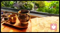1.一扇窗，一捧暖阳，一壶热茶，简单烟火最抚人心。暂时躲开生活繁杂，安安静静和自己待一会儿。