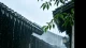 听雨自渡，慢享心安\\n \\n平日里被生活、琐事、人情裹挟着不停向前，神经一直紧绷，难得借着雨天给自己按下暂停键。不必奔赴目的地，不必纠结未完成的烦心事，就安