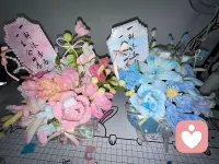 一朝沐杏雨，一生念师恩。
亲手扭的花，送给引路人。