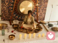 颂钵声起，身心归位🧘‍♀️✨这一刻只属于自己🌿💆‍♀️🎶
这种沉浸式的放松体验真的太治愈了，你平时喜欢通过什么方式解压呢？
