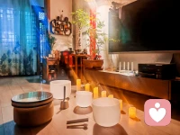 来认识下我的新伙伴们🥣
水晶钵集结完毕
闲下来就坐在这里，听声波慢慢散开，好好和自己待一会儿