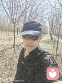 我们都会，爱错人，走错路，那又怎样？错的是一段路，又不是整个人生，只要心气还在哪里都是开始！