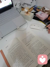 空闲的时候，我选择静静学习，吸收更多能量，希望可以陪伴到更多有需要的人。