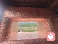 你的心注定会一而再再而三地破碎，而不是粉碎。只有那层外壳破碎了，心灵之光才能从里到外照射出来。