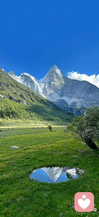 别困在过往遗憾和未知恐惧里，当下才是唯一能握住的时光。心里紧绷的时候，试着深呼吸，告诉自己已经尽力了。配图