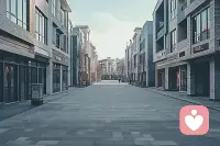 长长的路慢慢走就好，不用追赶任何人的节奏。清空胡思乱想，放下内耗，轻装上阵，日子总会慢慢理顺。