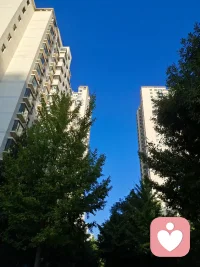 用最宽的心，装最多的福，希望日子安静，抬头皆是温柔