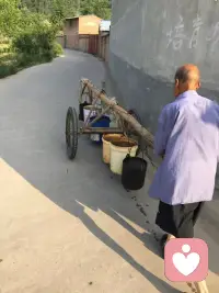 婆婆也许不能成为你婚姻当中的粘合剂，但在某种情况下，他一定能够成为你婚姻的定时炸弹！所以我切的姐妹加油，成为更好的自己，拿到更大的底牌，就能够有更多的话语权！配图