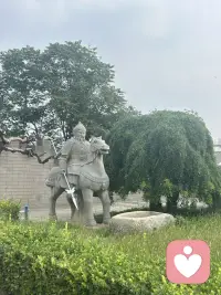 心里积攒了许多心事，却找不到合适的人诉说。
委屈、疲惫、迷茫、难过，不必事事硬扛，也不用强迫自己装作坚强。

我是一名情绪倾听者。
耐心接纳，不评判、不说教、不打断。
在这里你可以卸下伪装，坦然表达内心所有情绪。
听你的故事，承接你的烦恼，给予一份安静的陪伴。

愿世间温柔能够抵达于你，也愿你好好善待自己🌷
如果你需要倾诉，私信我，我在这里。