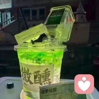 善良的人总是快乐，感恩的人总是富有！
做一个善良的人，让善良，成为开在心中不败的花。
只有美好的品行，才能塑造美好的形象