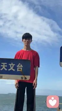 我个人建议。再忙都要放下手里面的工作回家陪一下父母