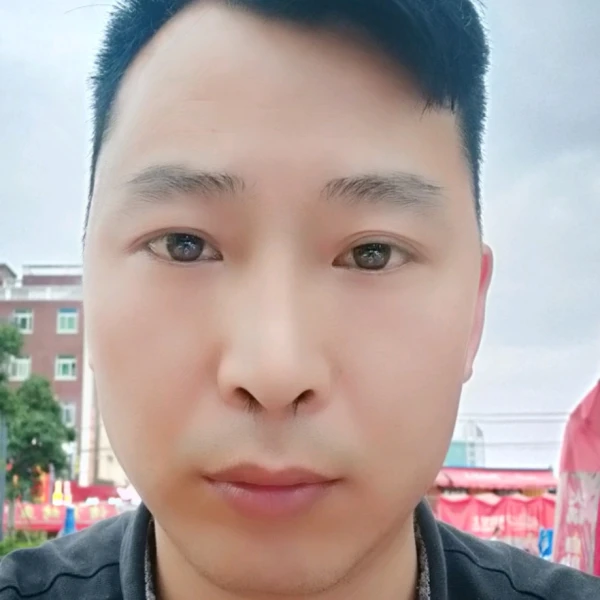中年老陈倾听倾听者