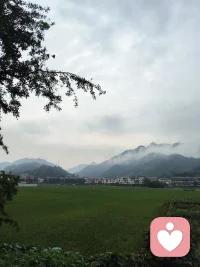 焦虑不是敌人，也不是恶魔。它像是一个过度保护你的朋友，因为他曾经看你受过伤害，所以想保护你的安全。不要粗暴地对待他，向他证明你已经强大到能处理事情、保护自己，他自己就会离开了。