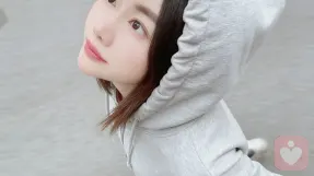 静倾听