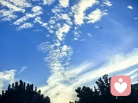 心大了，事就小了，你变了世界就变了，这个世界由你来定义。活在当下，此刻的你就是最好的自己。