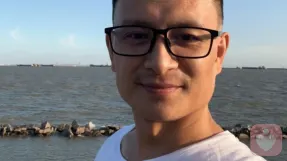 温暖心事倾听者