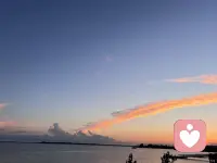 当一个人心理能量匮乏时，遇到问题很难调动足够的内在资源去应对。这其实与心理韧性不足、情绪调节缓慢有关。比如遇到工作压力时，容易陷入消极的认知模式中，无法采取有效的应对策略，导致进一步增加心理负担、消耗心理能量，阻碍自我修复。