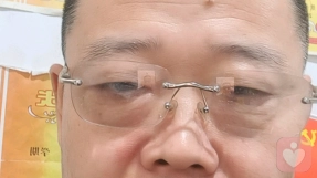 陪你哭，陪你笑，无人宠我来宠倾听者