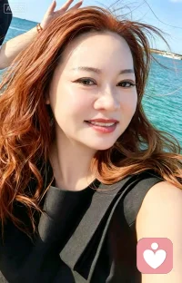 在这里不用伪装快乐，委屈、迷茫、疲惫都可以尽情诉说。我不会评判你的对错，只是安静倾听你的心声，接纳你所有真实的情绪