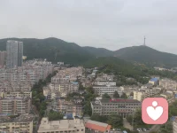 长期的焦虑和压抑，也是一种无形毒素。 憋久了，容易发胖，容易脾气烦躁。 情绪，也需要一个释放的出口。 心事别独自硬扛，想说，就慢慢说出来。 我是清聆，这里安静，静待与你倾诉。