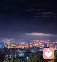 人生像一匹马，你不驾驭它，它便驾驭你。
无论何事，只要对它有无限热爱的热情你就能取得成功。