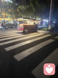以前我总是把所有错都揽在自己身上，觉得都是自己的问题。后来才慢慢明白，过度自责其实也是一种逃避，它并不能给我们改变的力量。
如果你现在也陷在自我否定里，别怪自己了。停下来喘口气，其实你已经做得很好了。来我这里说说话吧，不评判你，只陪着你。