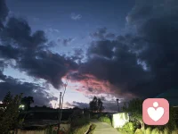 无论一个人和你把话说得多么的绝, 你都要记住,语言本身是带着对回应的 期待的,什么意思呢?简单来说,只要 他仍然向你在表达,不管他的言辞有多 么的激烈,都代表他依旧在期待你的回 应。