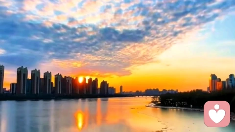 家庭是社会最小的单元，是人生温暖的港湾，更是道德涵养的起点。婚姻承载着两个人的承诺、一个家的责任，更承载着世代相传的家风与美德。健康的婚姻家庭道德观，不仅是维系