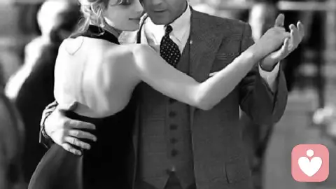 当爱变成“情绪外包”：当代亲密关系的困局