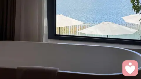 《女性困境：父性职能对女性的禁锢》