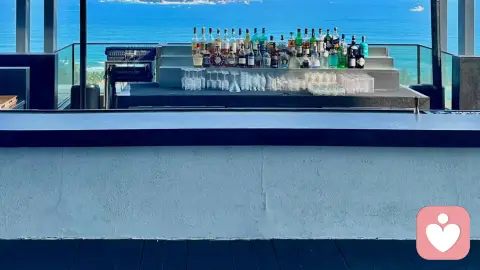 从同窗到挚友至恋人：情感转化的心理密码与应对之道