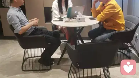 双向情感障碍的成因与自我关怀